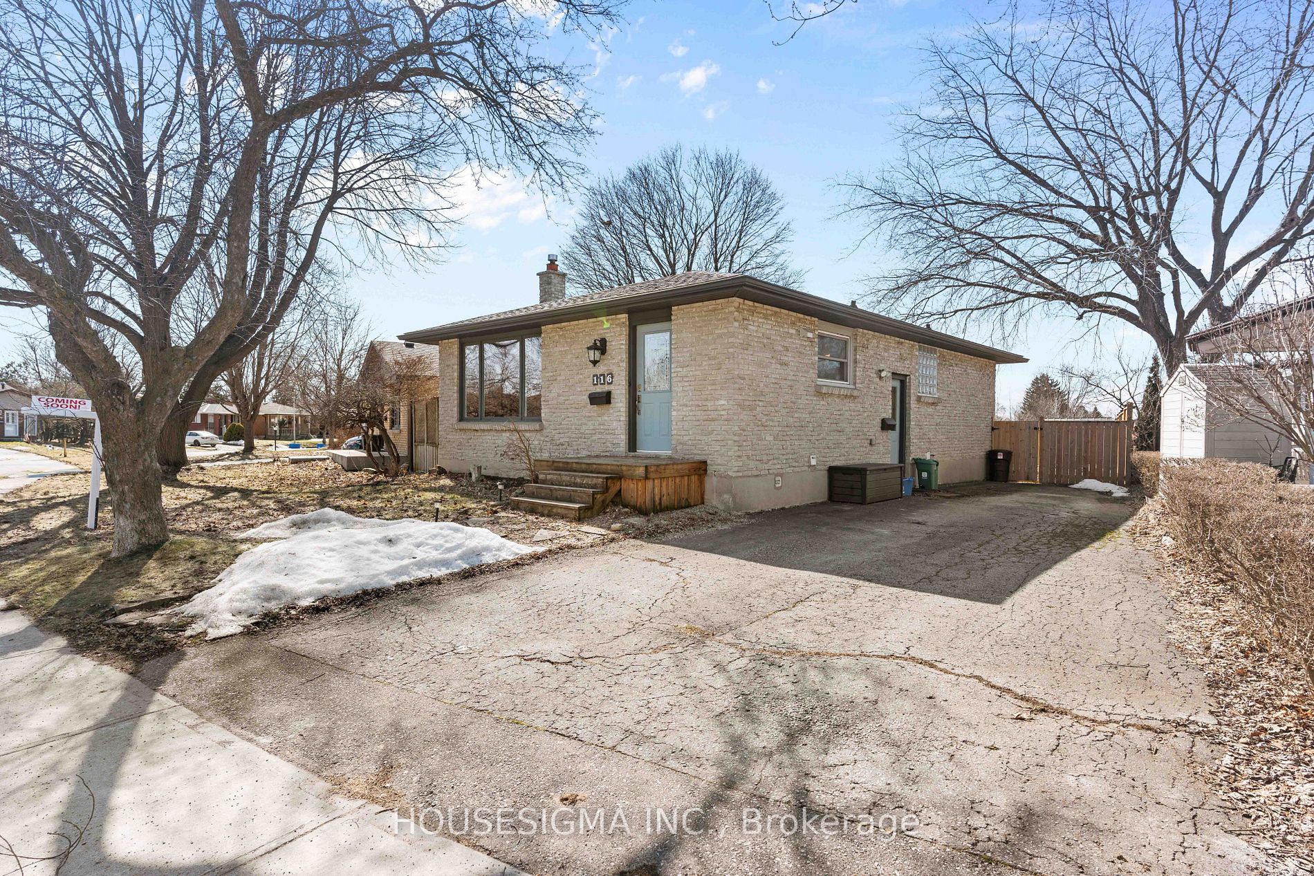 property-img